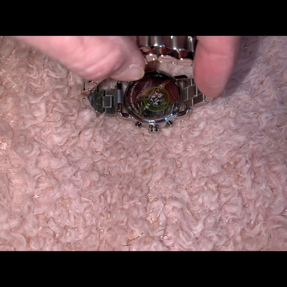 Watch - Picture 3 of 3